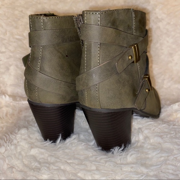 🚨“Booties Charlotte Russe rusted army green”🚨 - Picture 3 of 8